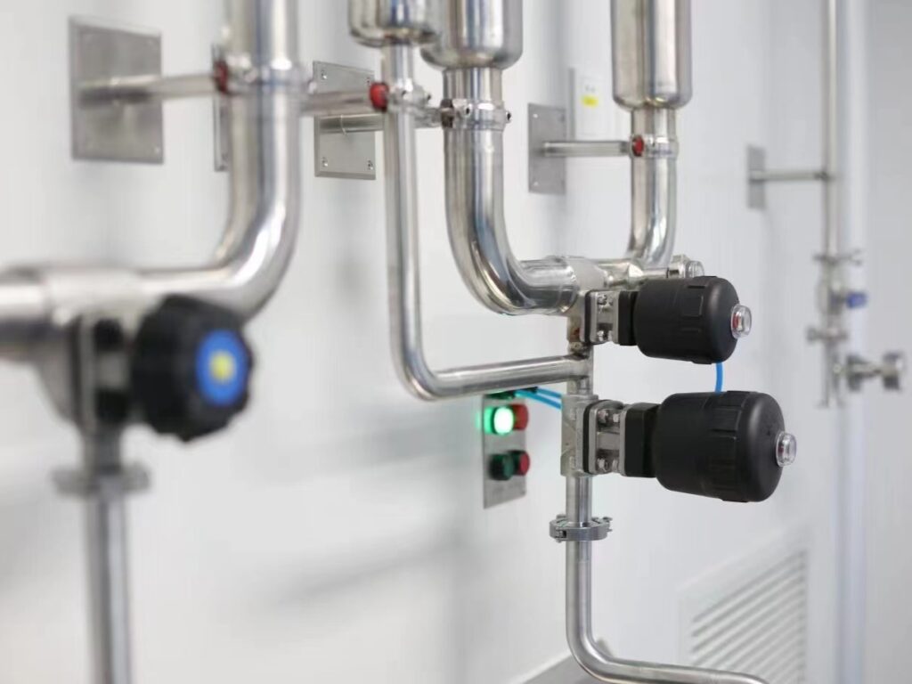 Mechanical integration in modular walls